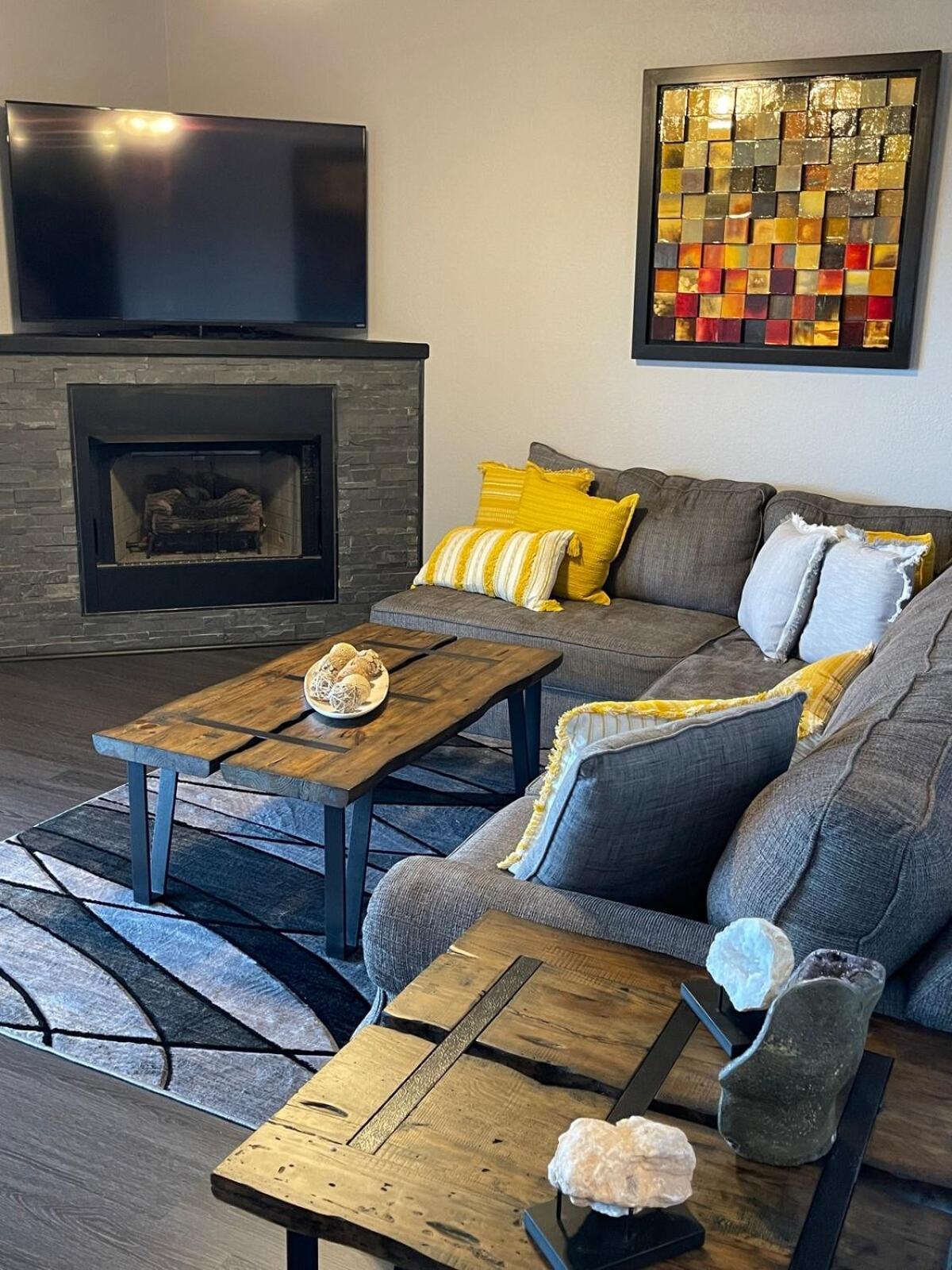 Brooklynn'S Bay, Elegant Lakefront Condo Retreat Hot Springs Eksteriør billede